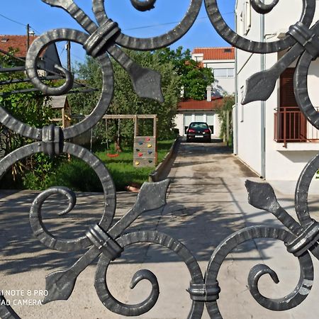 Hacienda Mia With Yacuzzi And Free Parking Zadar Chambre photo
