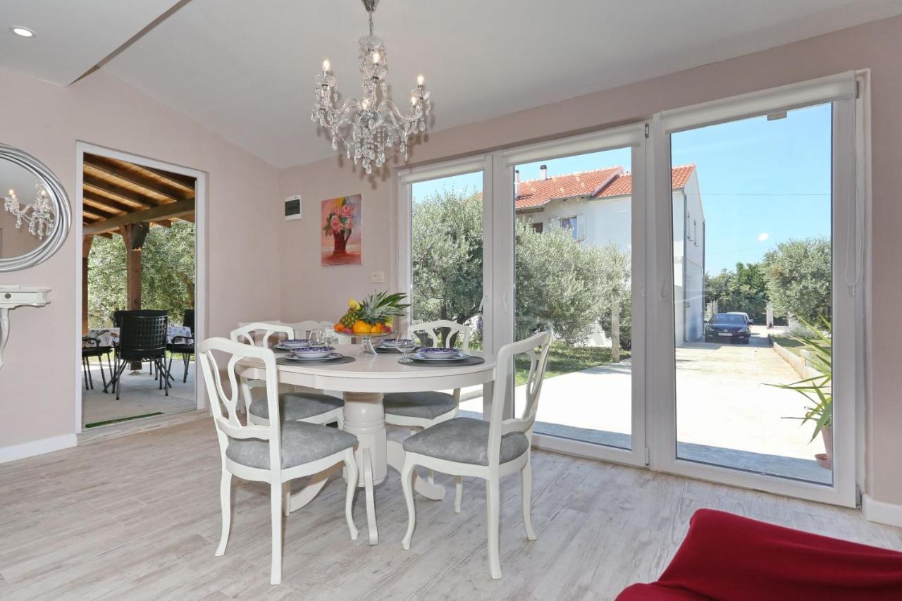 Hacienda Mia With Yacuzzi And Free Parking Zadar Extérieur photo