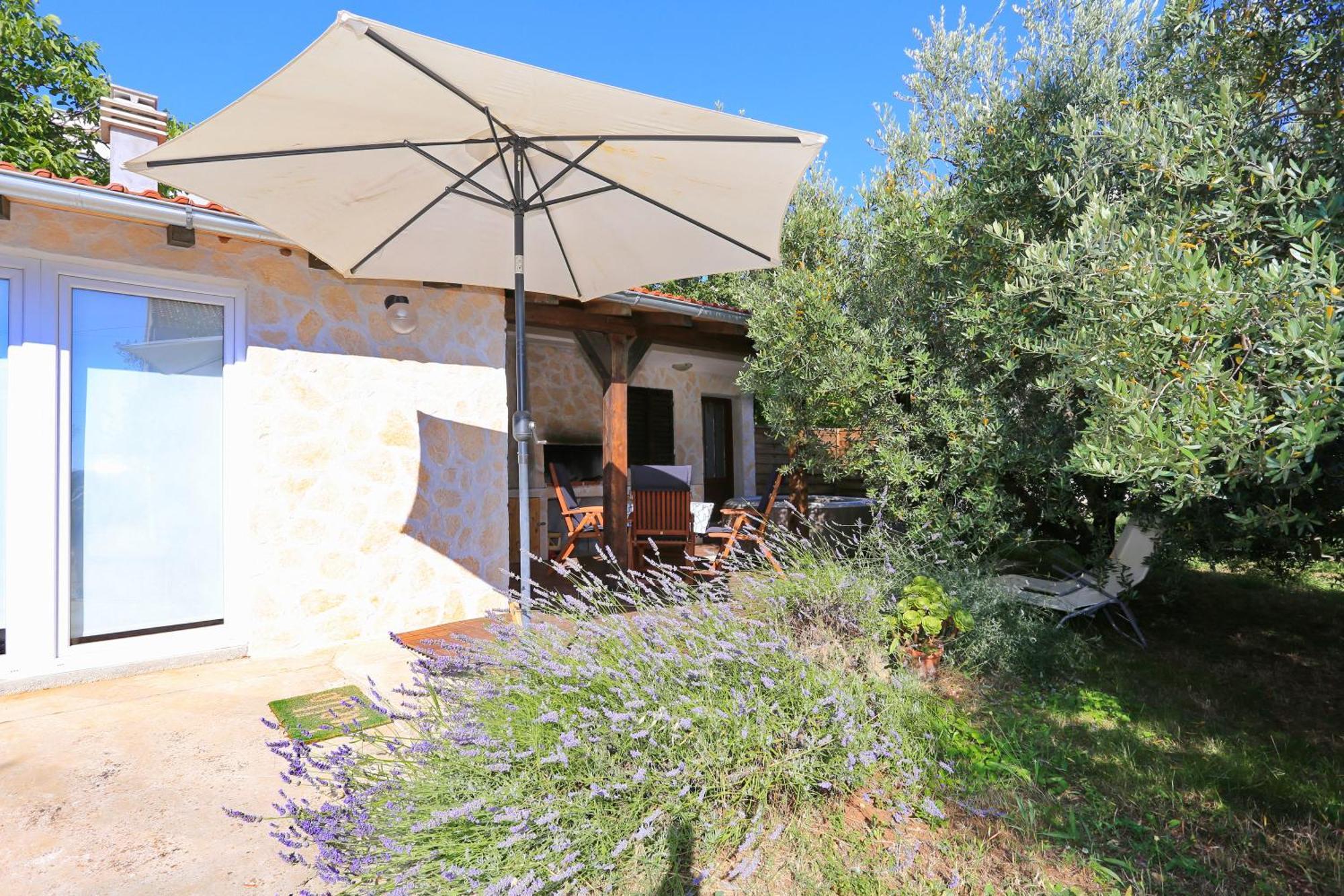 Hacienda Mia With Yacuzzi And Free Parking Zadar Extérieur photo